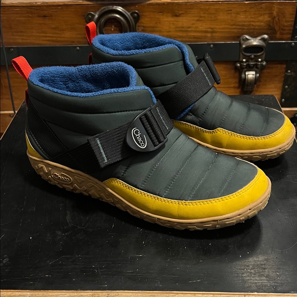 CHACO RAMBLE PUFF QUILTED ANKLE BOOTS WATER RESISTANT FOREST GREEN SIZE 10